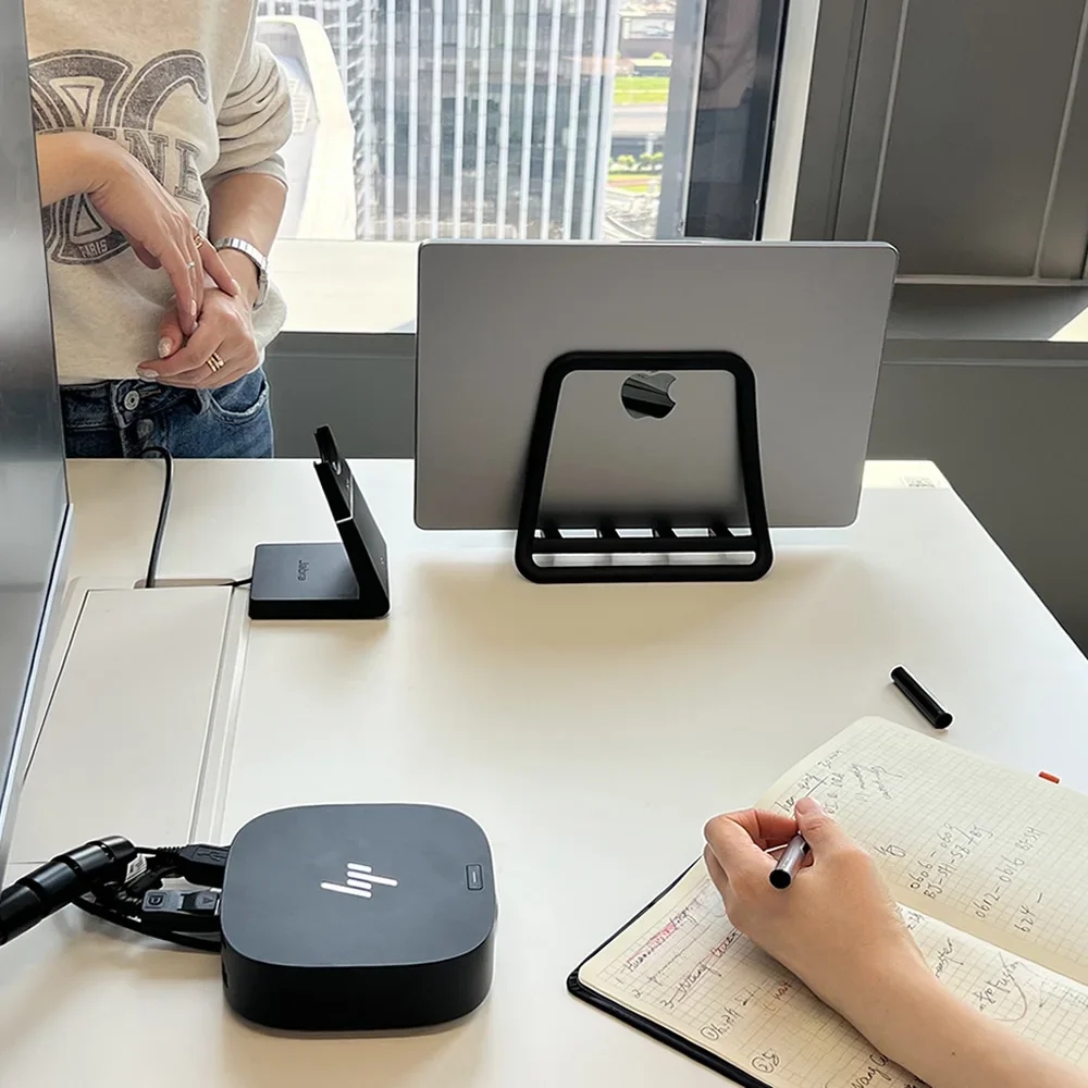 حامل عمودي للكمبيوتر المحمول م - مراجعة Laptop Accessories Price وسعره