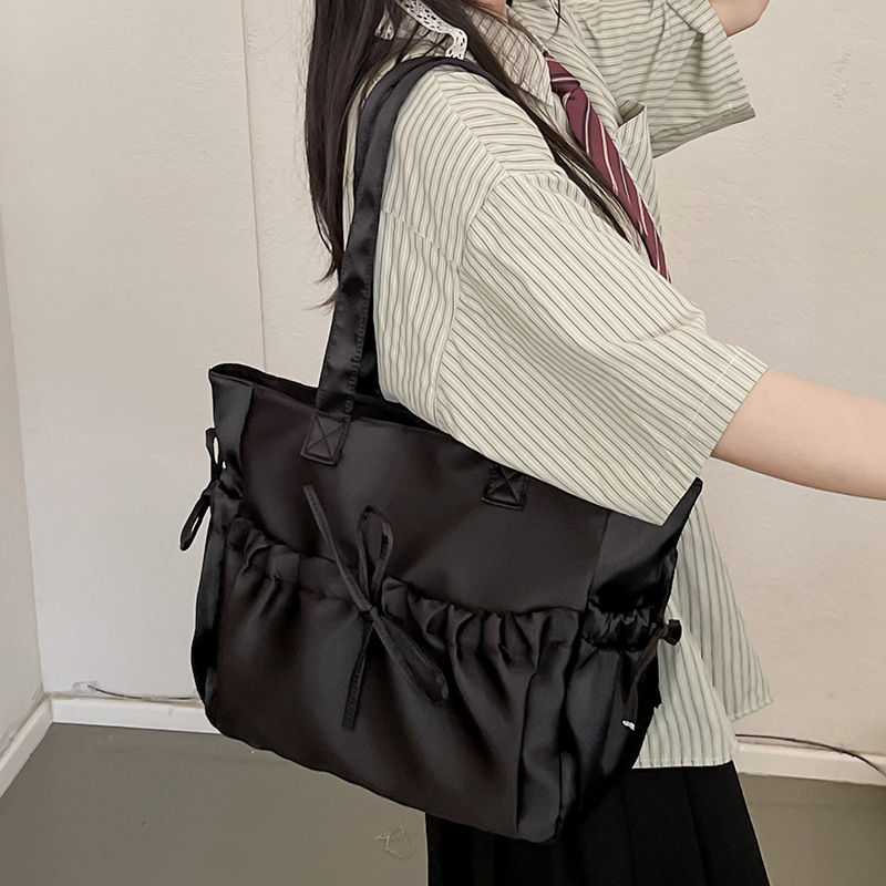 الساتان الباليه نمط مطوي القوس - مراجعة Laptop Accessories For Girls وسعره